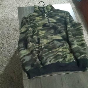 EUC Fuzzy Camo Pull Over Sweater
